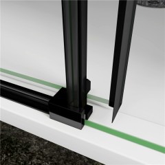 Posuvné sprchové dveře DIAMOND BLACK 116- 120x200 L/P varianta