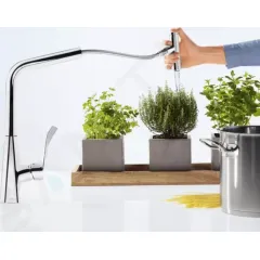 Hansgrohe Dřezová baterie M7117-H320 s výsuvnou sprškou, sBOX, chrom 73816000