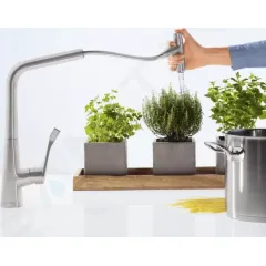 Hansgrohe Dřezová baterie M7117-H320 s výsuvnou sprškou, sBOX, vzhled nerezu 73816800