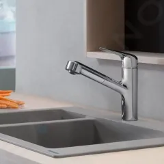 Hansgrohe Dřezová baterie M427-H150 s výsuvnou sprškou, chrom 71814000