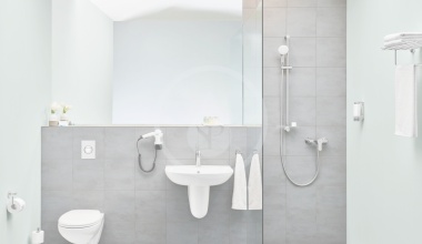 Jaká je ideální výška umyvadla v koupelně