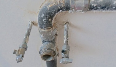 Jak instalovat koupelnové umyvadlo svépomocí