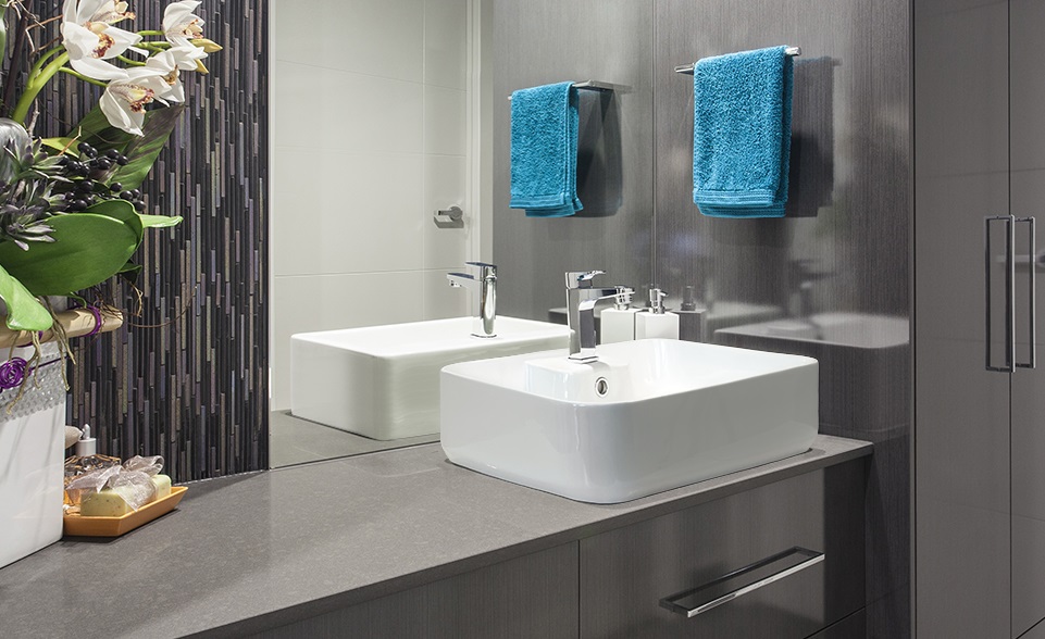 HAPPY hranaté keramické umyvadlo se zaoblenými rohy 51,5 x 41 x 15 cm