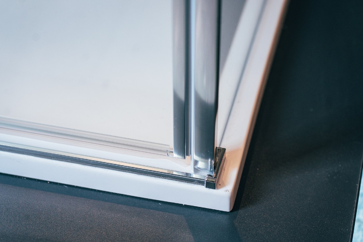 Sprchový kout obdélník otevírací Brix 1200×1000, chrom, čiré sklo, pravé provedení