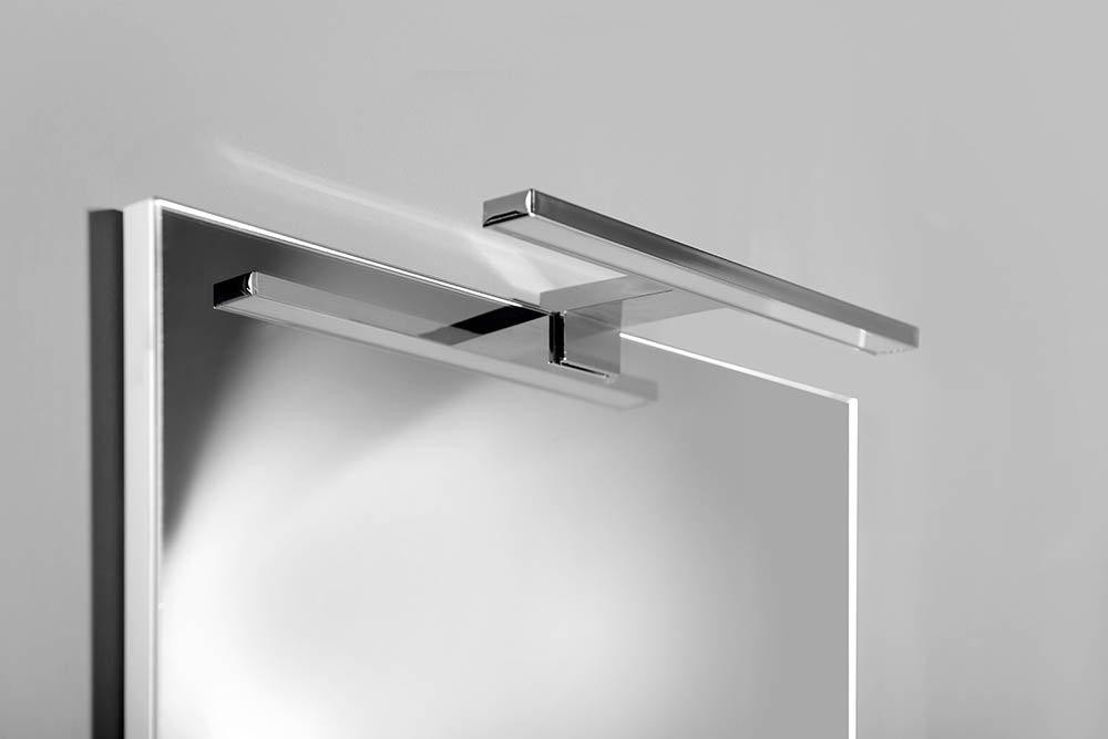 AQUALINE – SERAPA LED svítidlo 5W, 230V, 300x40x100, IP44, plast, chrom SA147