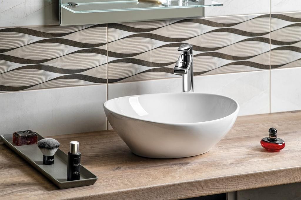 AQUALINE – Keramické umyvadlo na desku, 42x34cm, bílá 49412