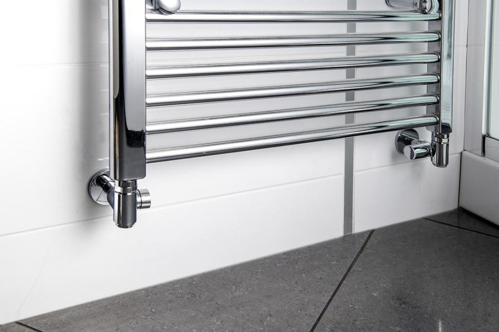 SAPHO – CORNER COMBI SIMPLY připojovací sada ventilů triaxiální, pravé provedení, chrom CP330S